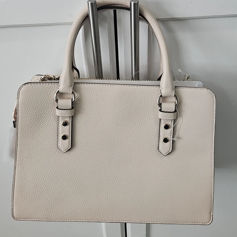 NEW NWT Kate Spade New York Lise Mulberry Street Milk Glass